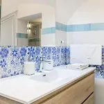 La Casa Del Duca * Napoli